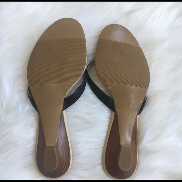 $79 Retail Loft shoes - Picture 6 of 6